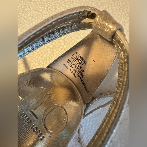 JLO Gardina Strappy Lace Up Heel Light
Gold Champagne - Picture 11 of 16